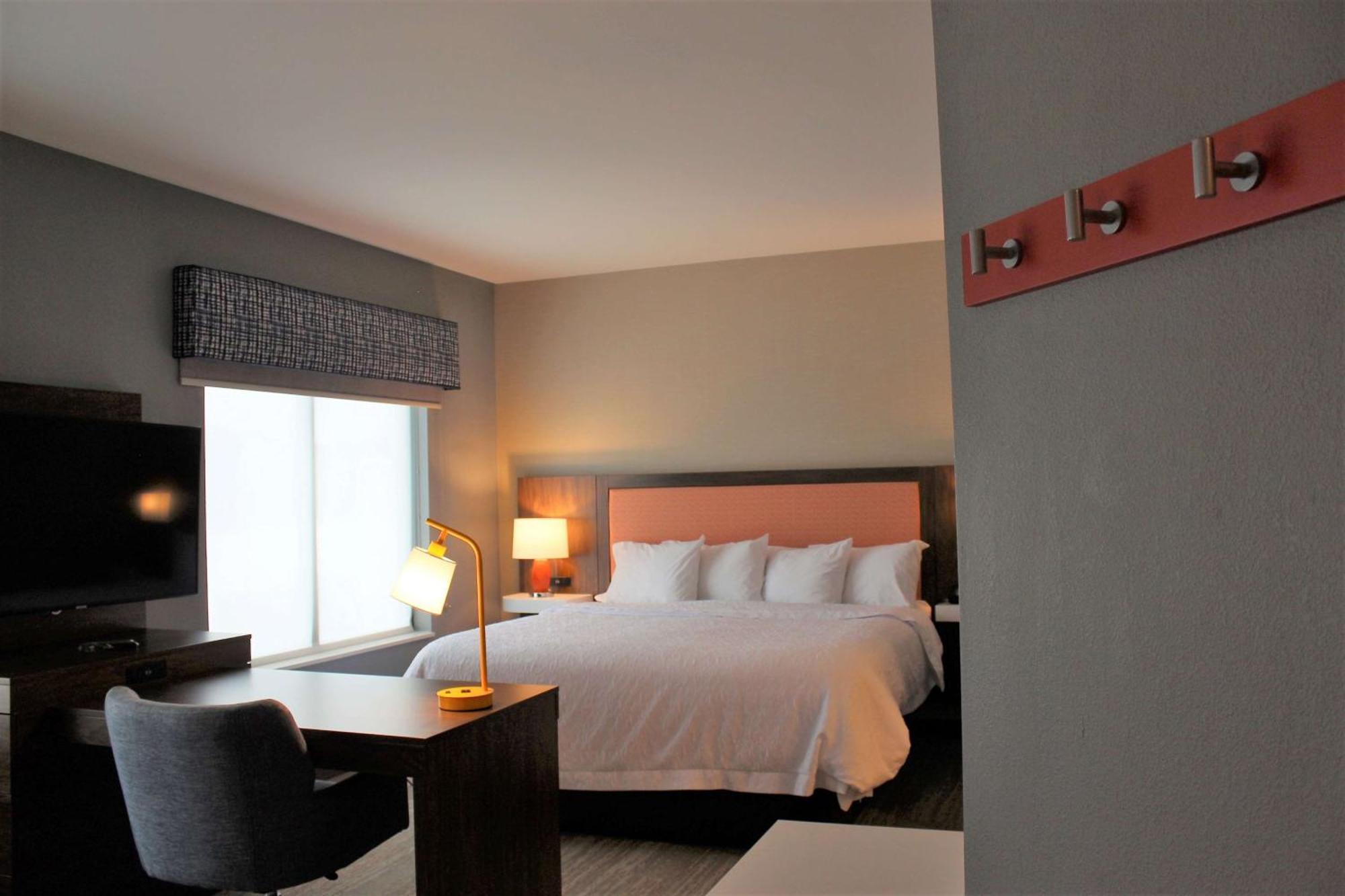 Hampton Hotel